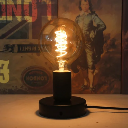 Lampe de salon à poser industriel